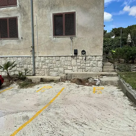 Daire Cute 3br Jana - Beach, Parking & Pets Rijeka