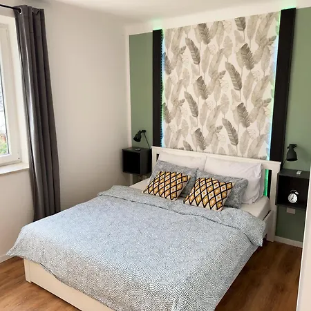 Apartment Cute In Near With Parking *