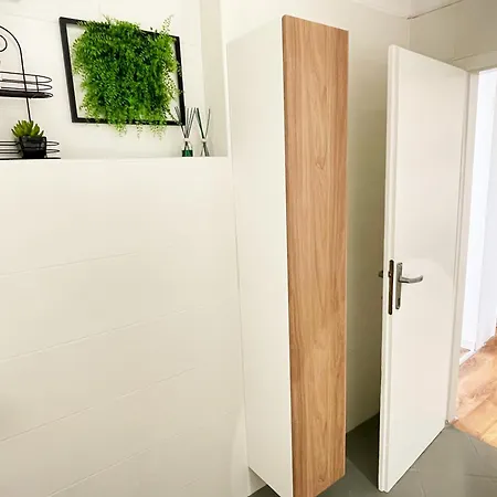 Cute In Near With Parking Apartment Rijeka