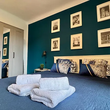 Cute In Near With Parking *