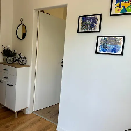 Cute In Near With Parking