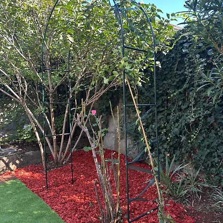 Διαμέρισμα Cute In Near With Parking